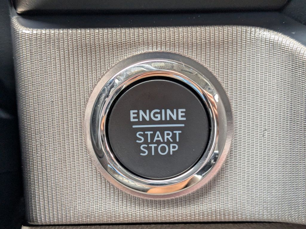 2025 Ford F-250 Platinum