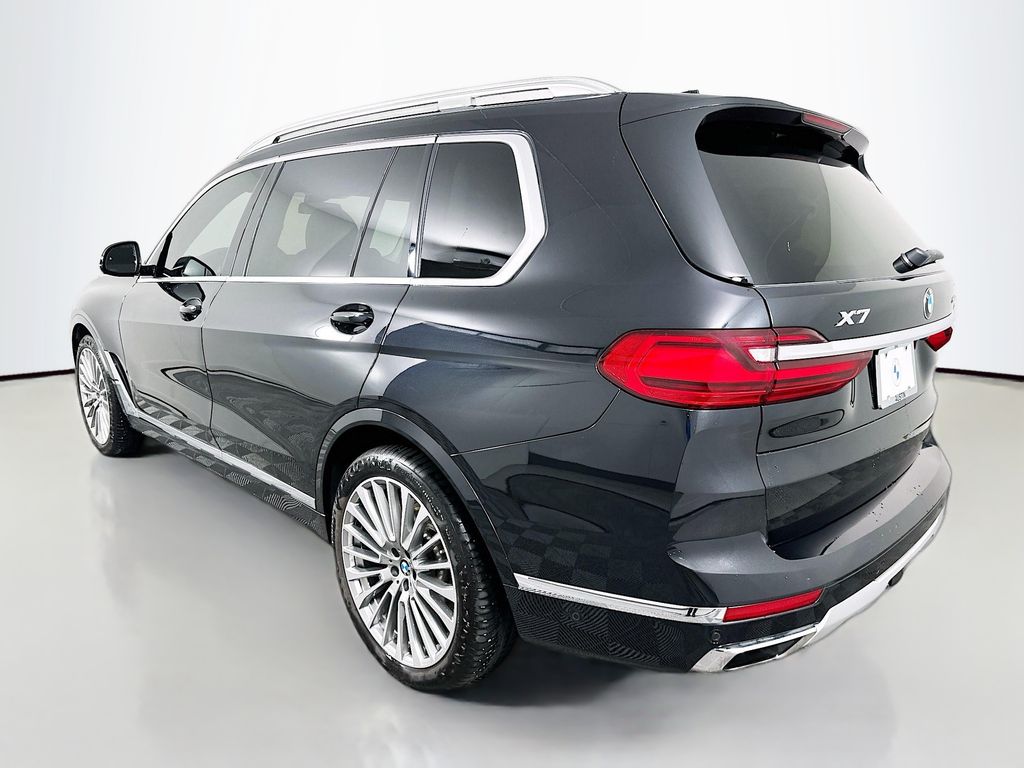 Thumbnail: 2021 BMW X7 - 7