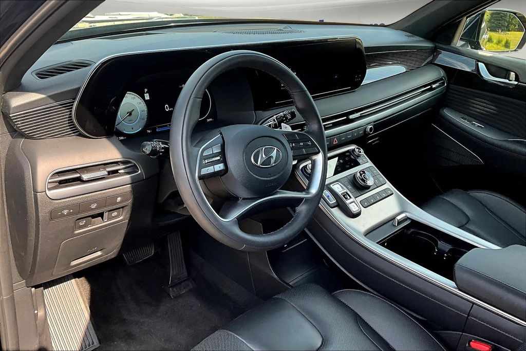 New 2025 Green Hyundai Calligraphy image 7