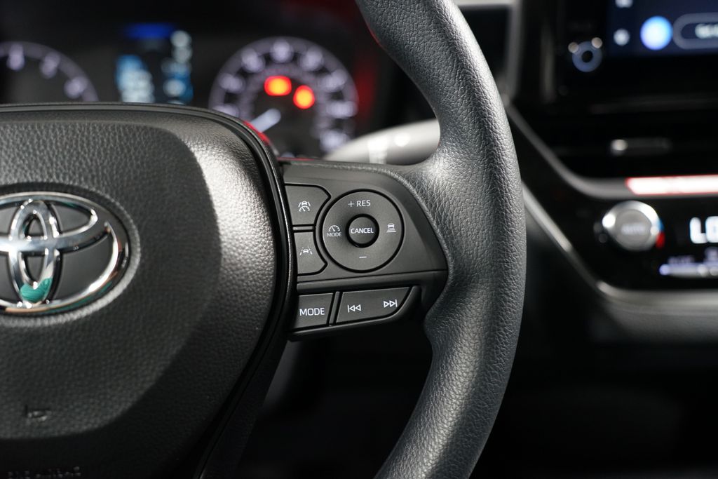 Thumbnail: 2025 Toyota Corolla - 13