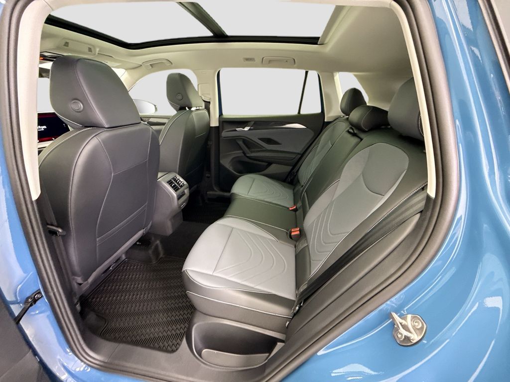 Thumbnail: 2026 Volkswagen Tiguan - 19