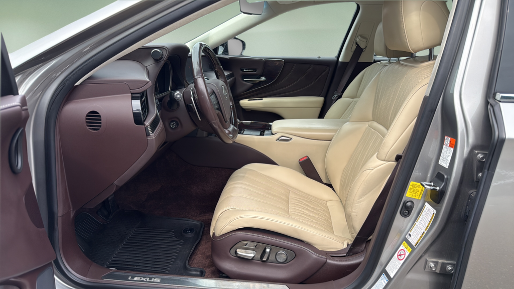2019 Lexus LS