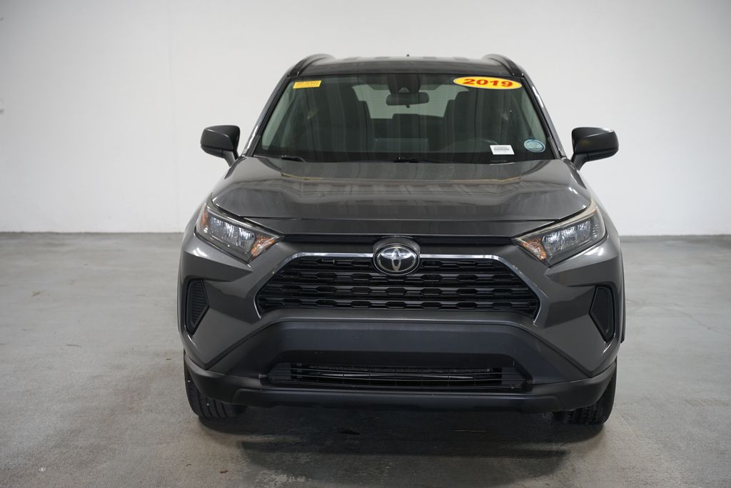 Thumbnail: 2019 Toyota RAV4 - 2