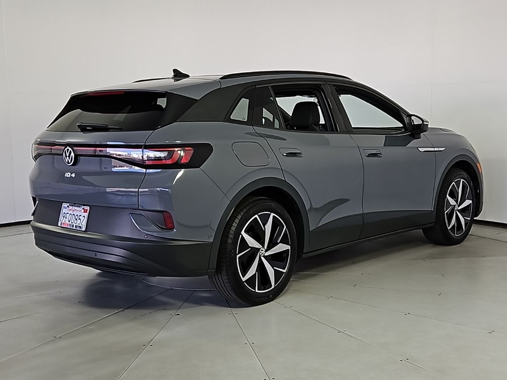 Thumbnail: 2023 Volkswagen ID.4 - 7