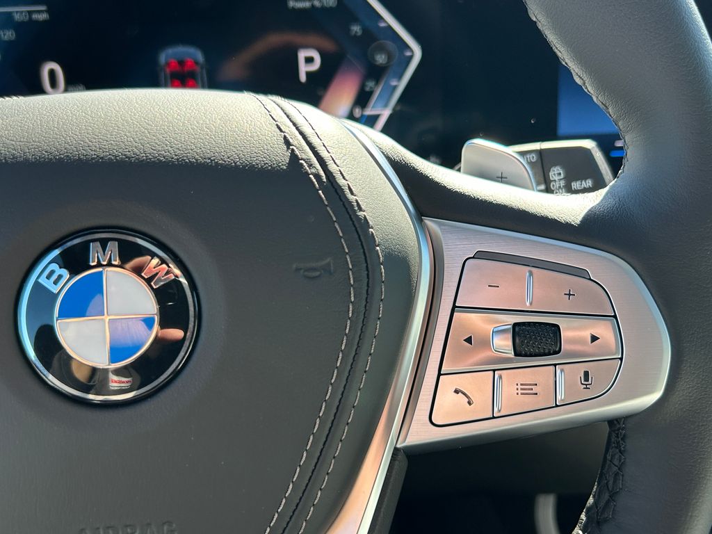 Thumbnail: 2026 BMW X7 - 20