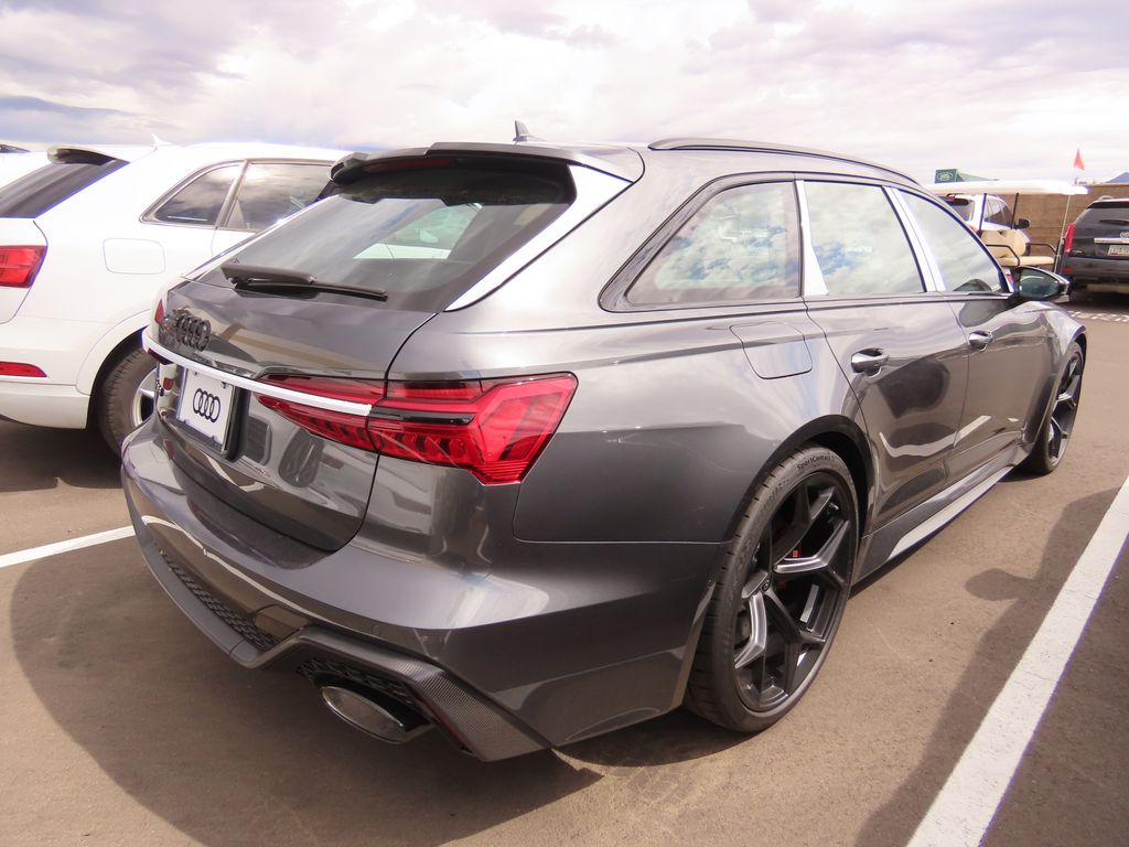 Thumbnail: 2026 Audi RS 6 - 3