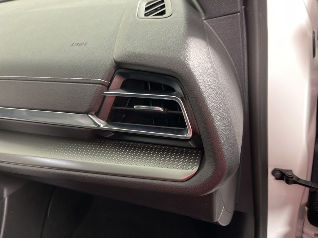 Thumbnail: 2025 Chevrolet Traverse - 19