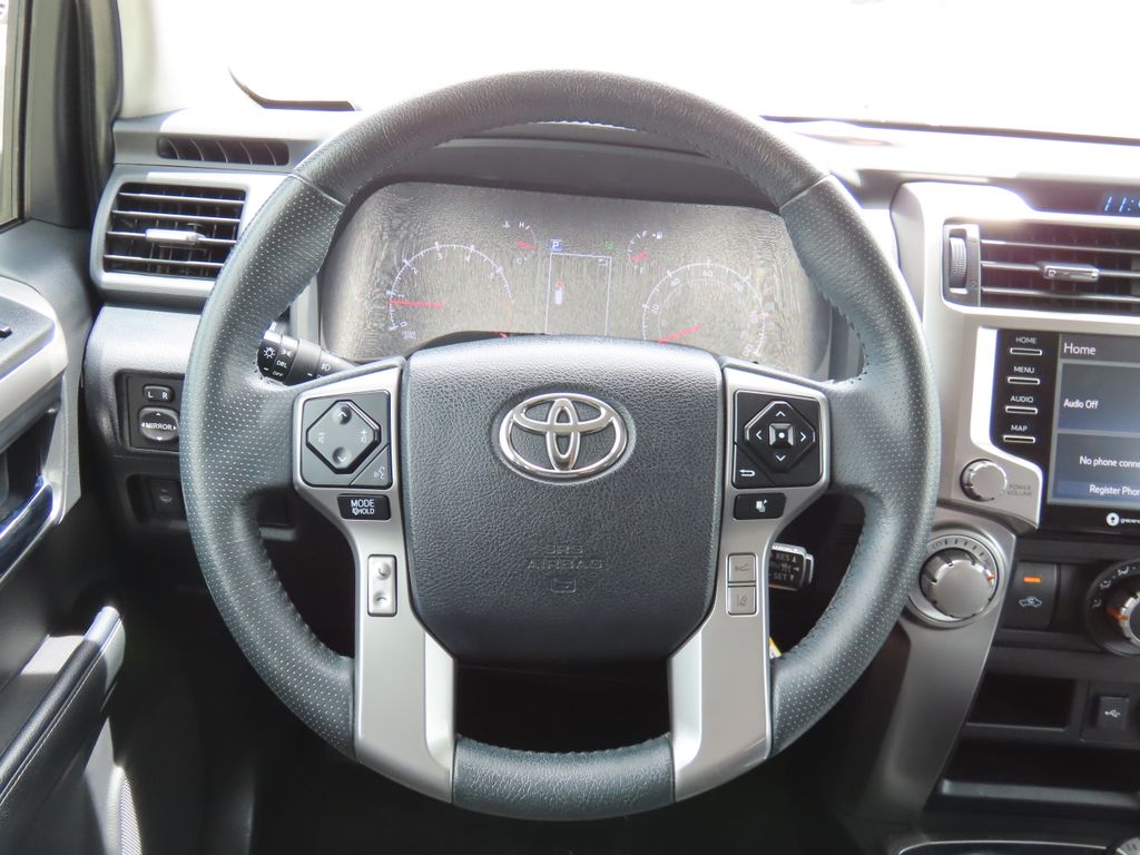 2020 Toyota 4Runner SR5 10