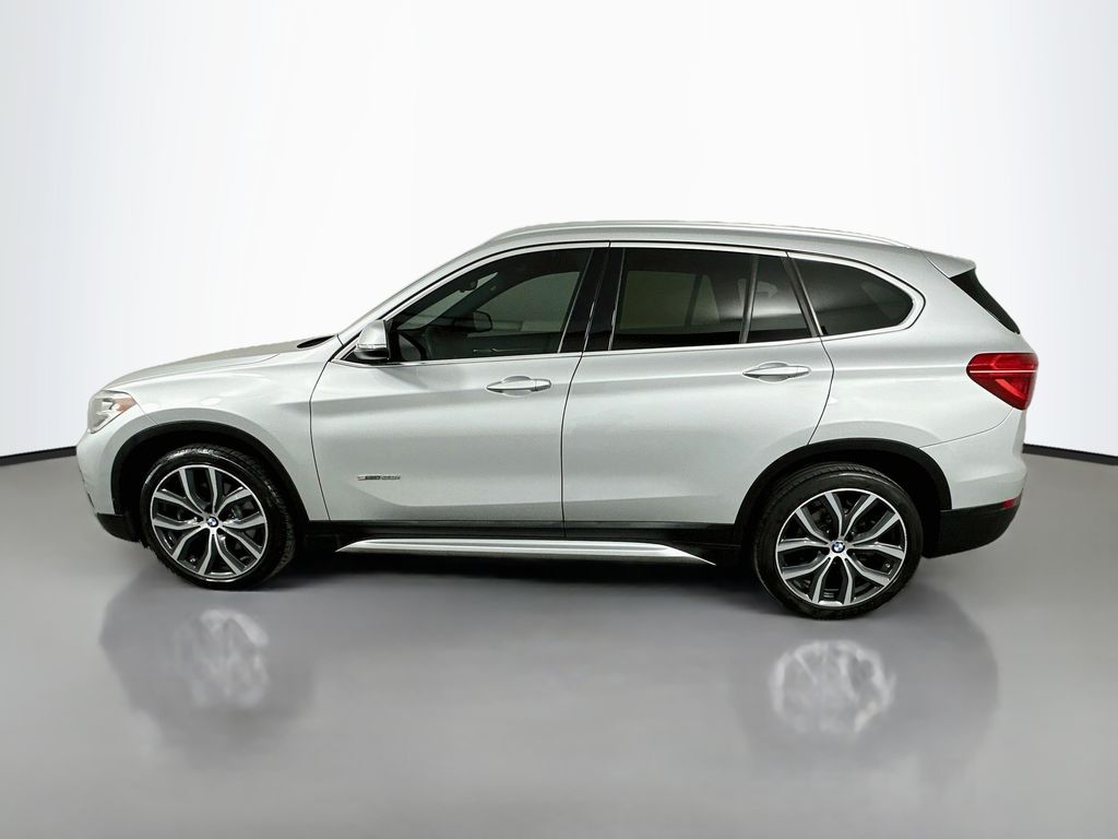 Thumbnail: 2018 BMW X1 - 8