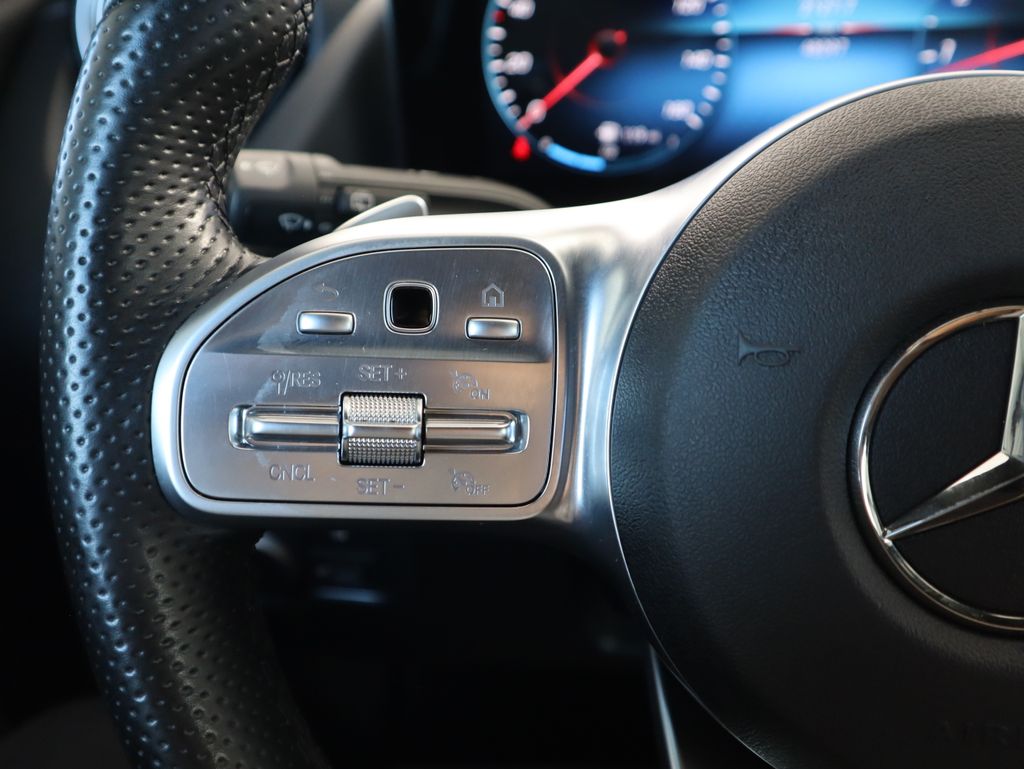 Thumbnail: 2022 Mercedes-Benz GLA - 11