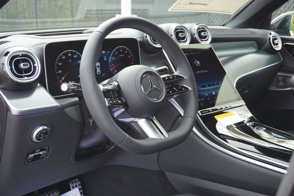 Thumbnail: 2026 Mercedes-Benz GLC - 25