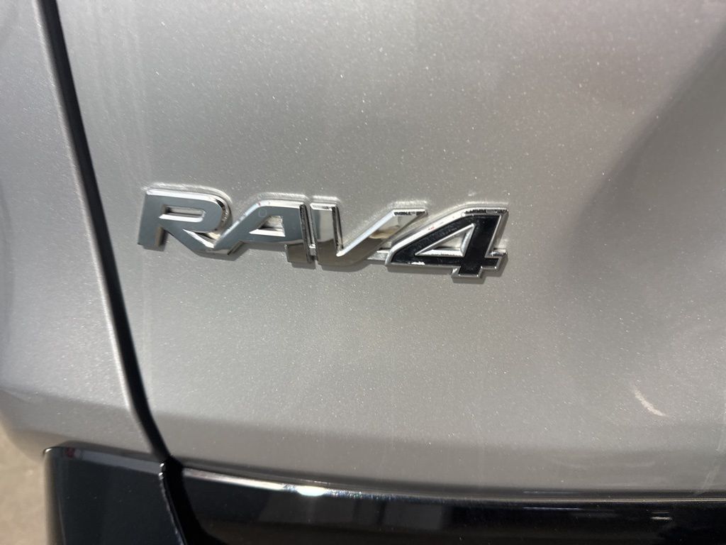 Thumbnail: 2023 Toyota RAV4 - 24
