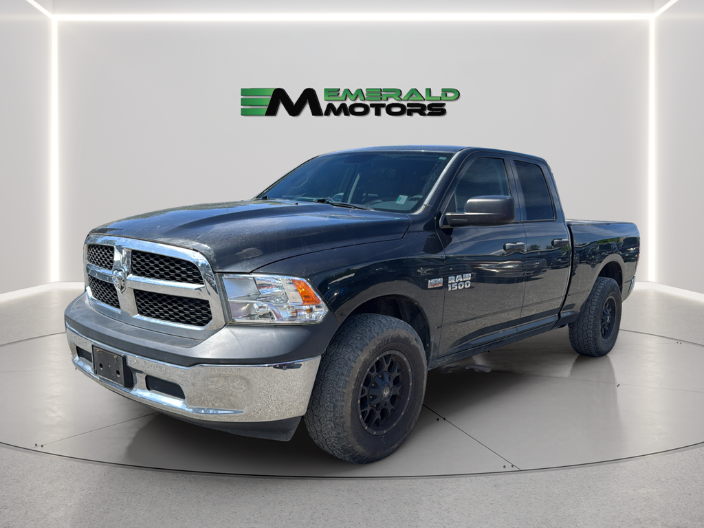 Brilliant Black Crystal Pearlcoat 2015 RAM 1500 Pickup Truck Four-Wheel Drive 6-Speed Automatic