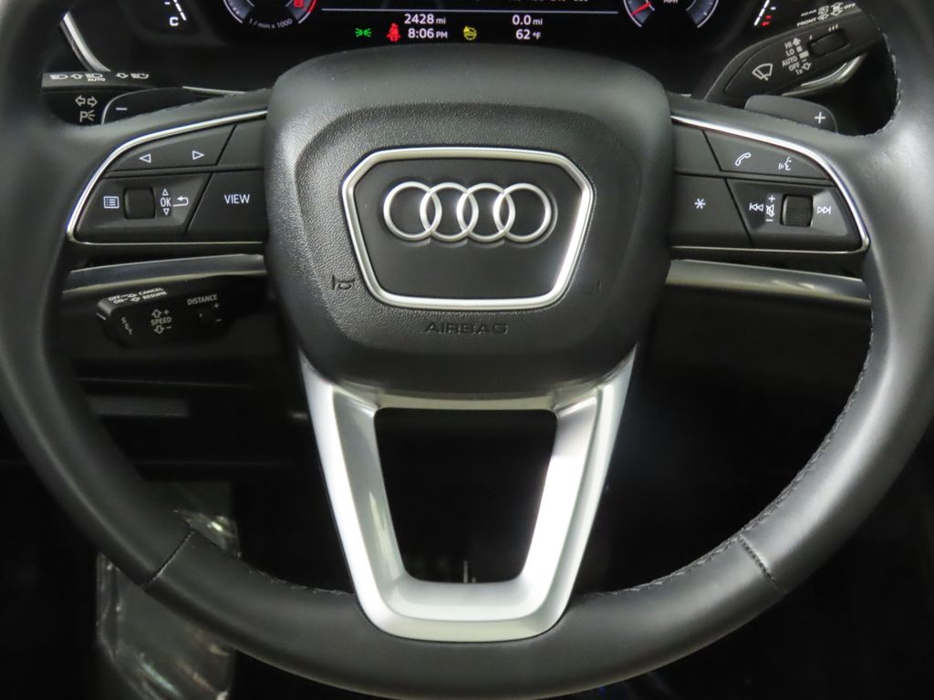 Thumbnail: 2023 Audi Q3 - 16