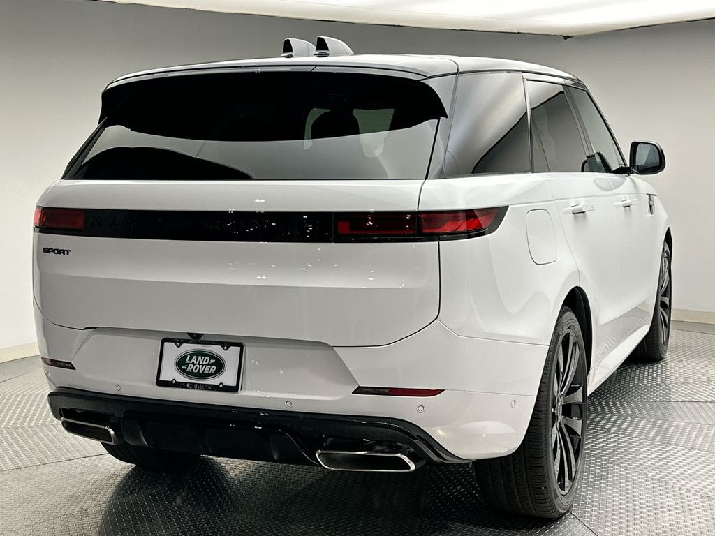2025 Land Rover Range Rover Sport SE Dynamic 3
