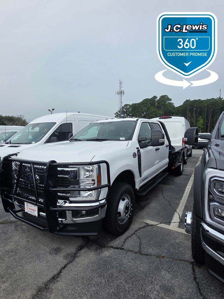 2025 Ford F-350 Super Duty XL