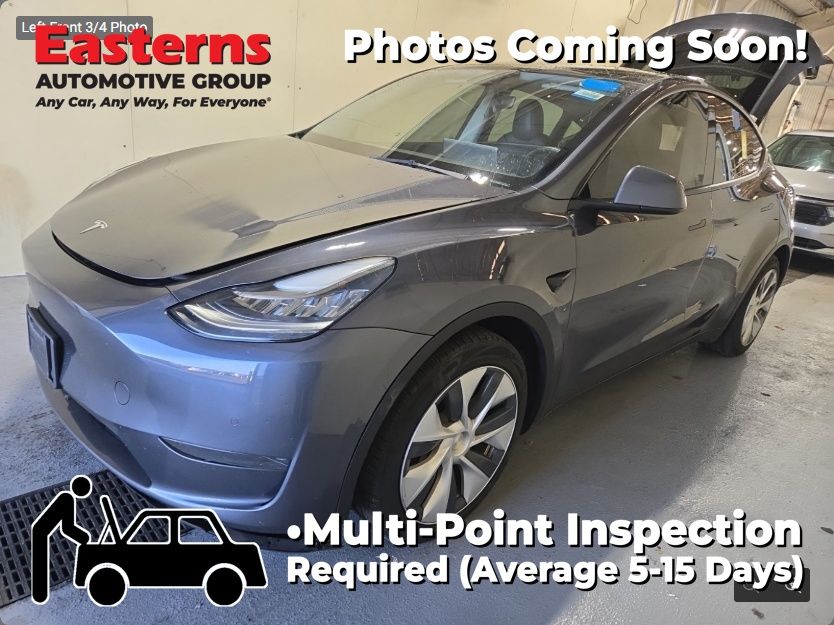 2022 Tesla Model Y Long Range Dual Motor All-Wheel Drive's photo