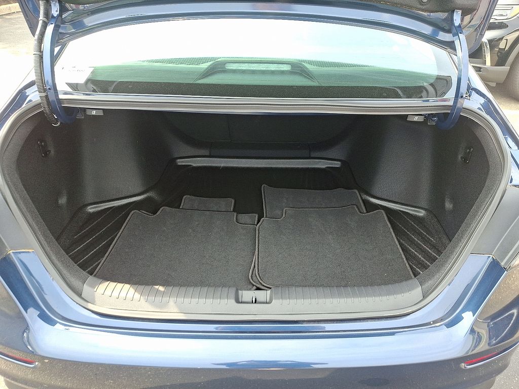 2023 Honda Accord EX 29