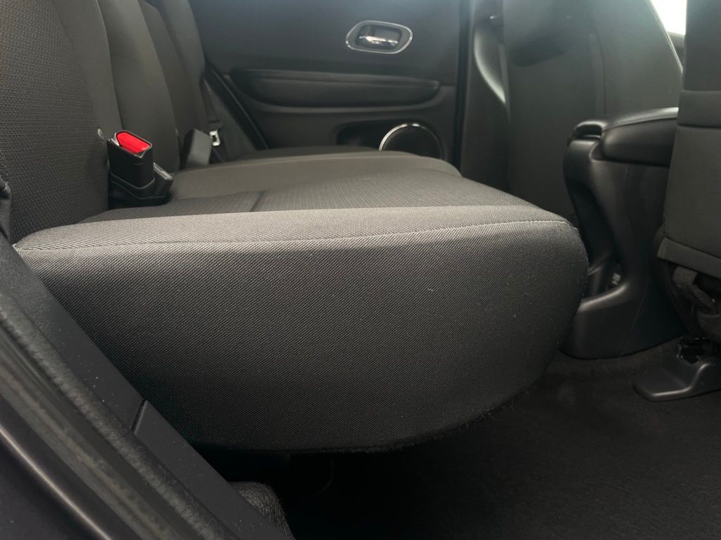 2022 Honda HR-V EX 31