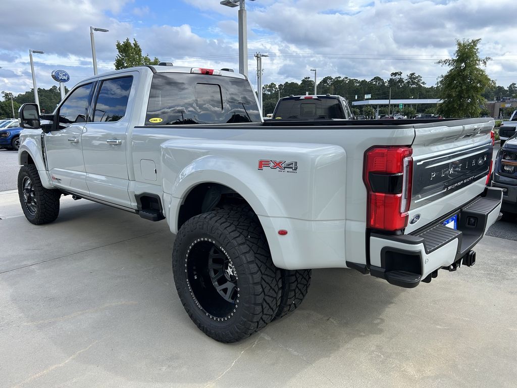 2025 Ford F-450 Super Duty 