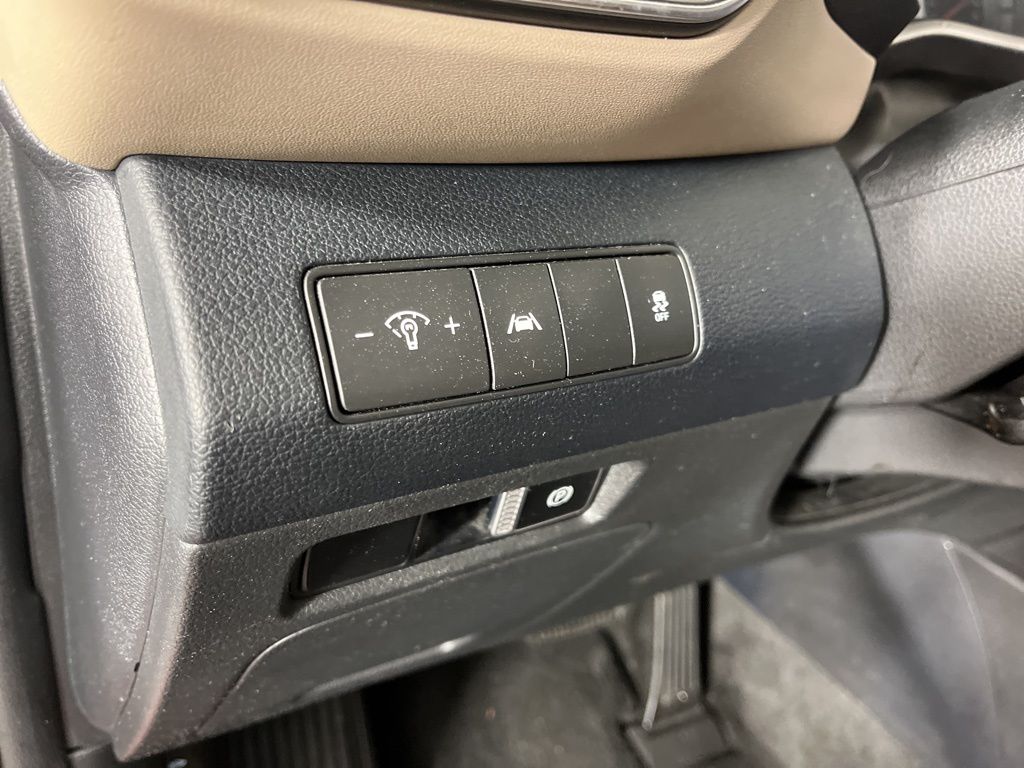 2022 Hyundai Santa Fe SEL 25