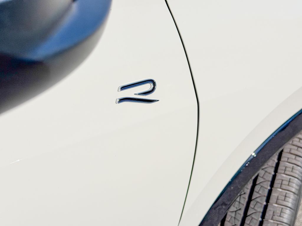 New 2026  Volkswagen 2.0T SE R-Line Black image 7