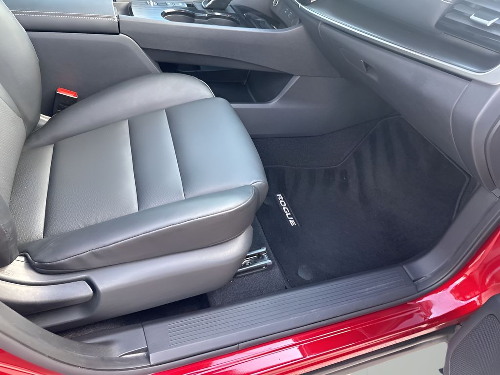 Used Car 2021 Nissan Rogue  Sv For Sale Under $25,000 In Austin, Texas
