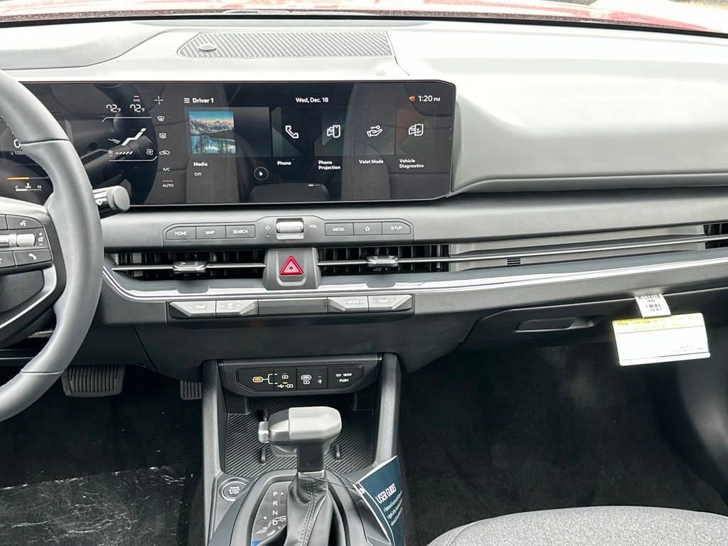 2025 Kia K4 EX photo