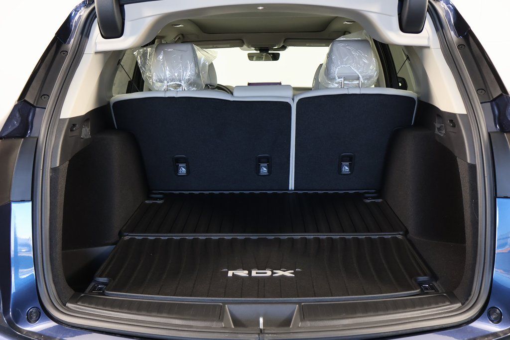 Thumbnail: 2026 Acura RDX - 8