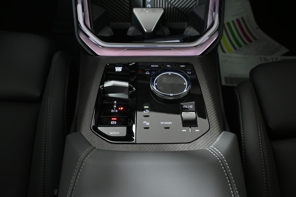 Thumbnail: 2026 BMW X3 - 24