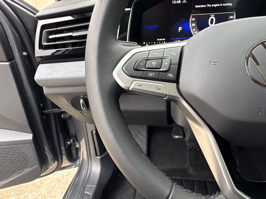 New 2026 Metallic Volkswagen 1.5T SE image 16