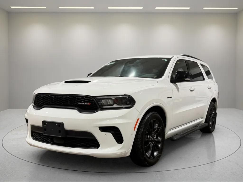 Used 2024 White Knuckle Clearcoat Dodge R/T Plus image 2