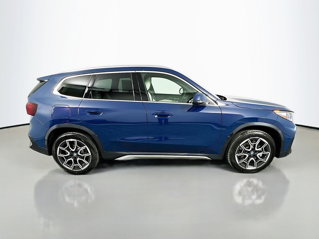 Thumbnail: 2026 BMW X1 - 4