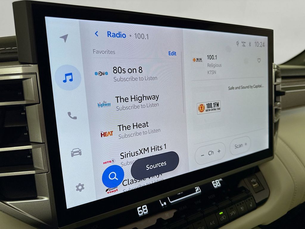 Thumbnail: 2024 Toyota Sequoia - 15
