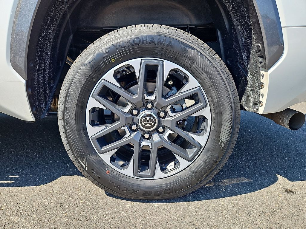 Thumbnail: 2023 Toyota Tundra - 8