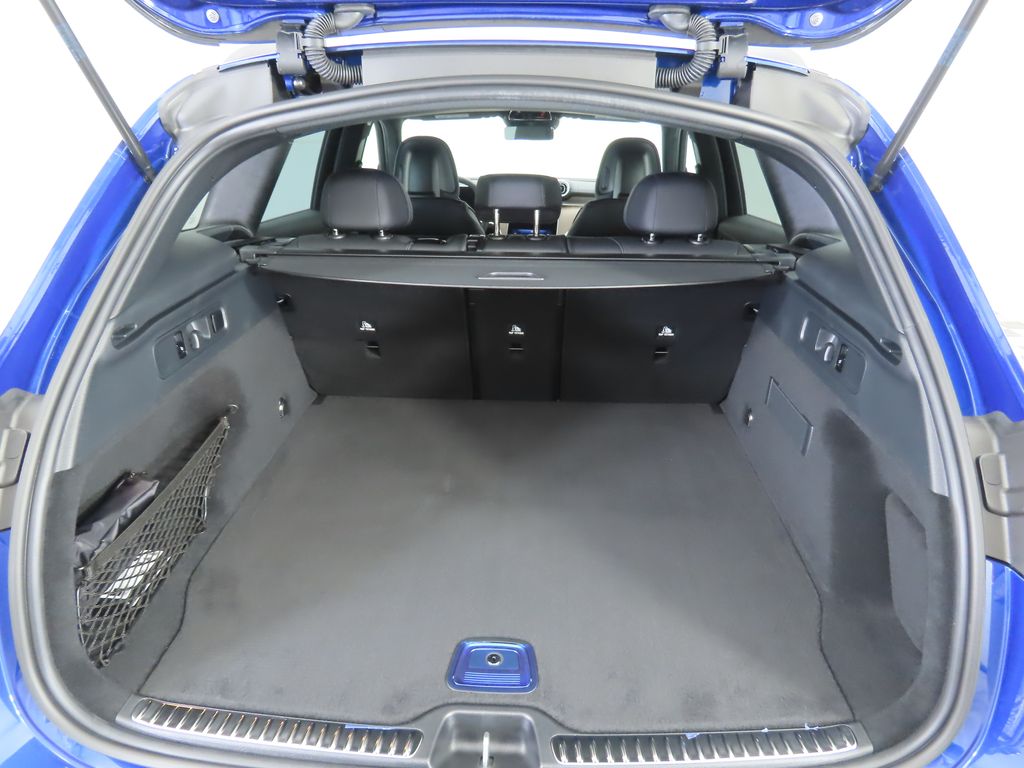 Thumbnail: 2026 Mercedes-Benz GLC - 28