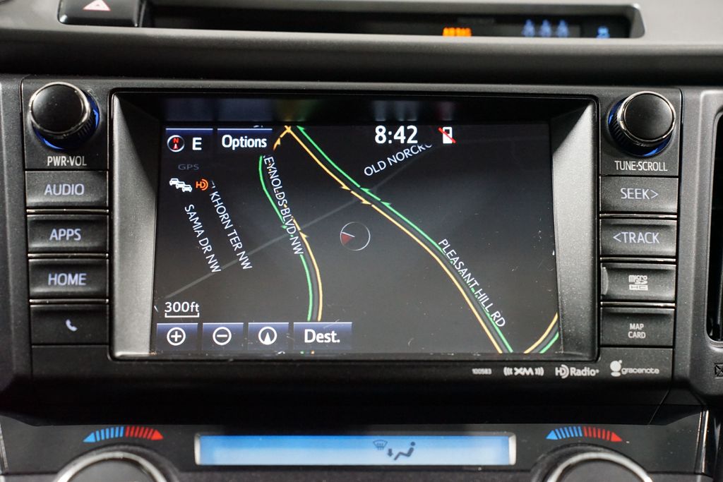 Thumbnail: 2017 Toyota RAV4 - 18