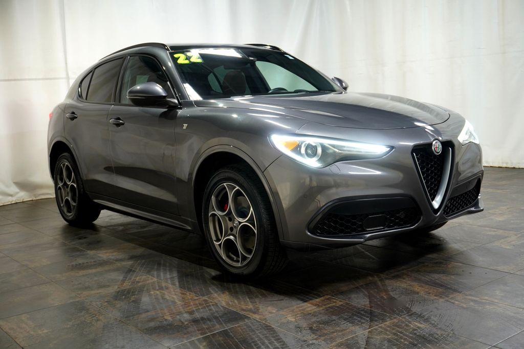 2022 Alfa Romeo Stelvio Ti