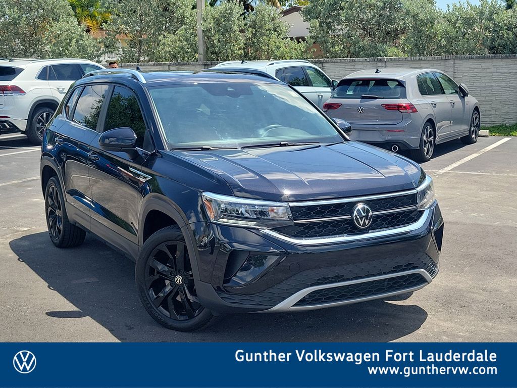 2023 Volkswagen Taos SE FWD