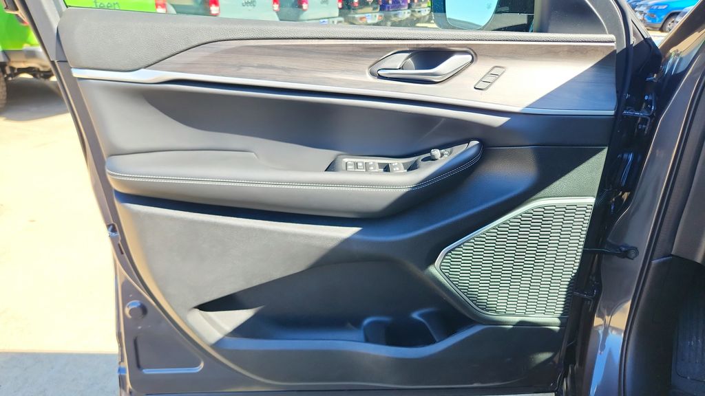 2026 Jeep Grand Cherokee L