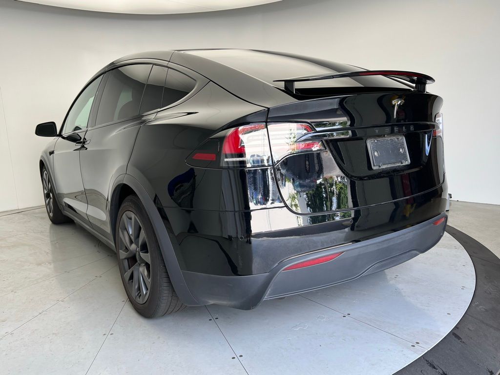 Thumbnail: 2023 Tesla Model X - 4
