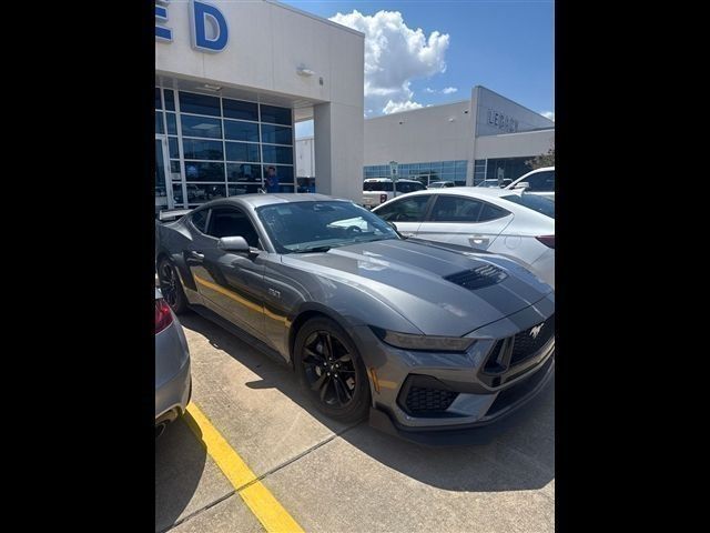 Carbonized Gray Metallic 2025 Ford Mustang Coupe Rear-Wheel Drive 6-Speed Manual