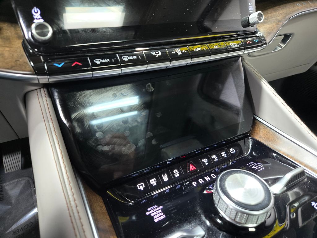 2022 Jeep Grand Wagoneer Series II - Photo 29