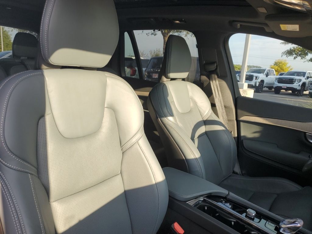 Used Car 2024 Volvo Xc90 Recharge Plug-in Hybrid  Ultimate For Sale In Austin, Texas