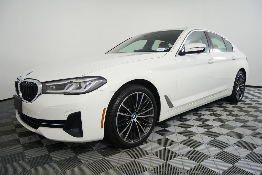 Thumbnail: 2023 BMW 5 Series - 8