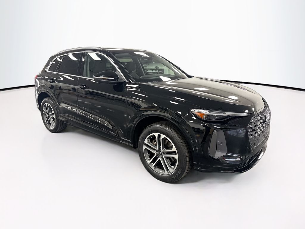 Thumbnail: 2025 Audi Q5 - 3