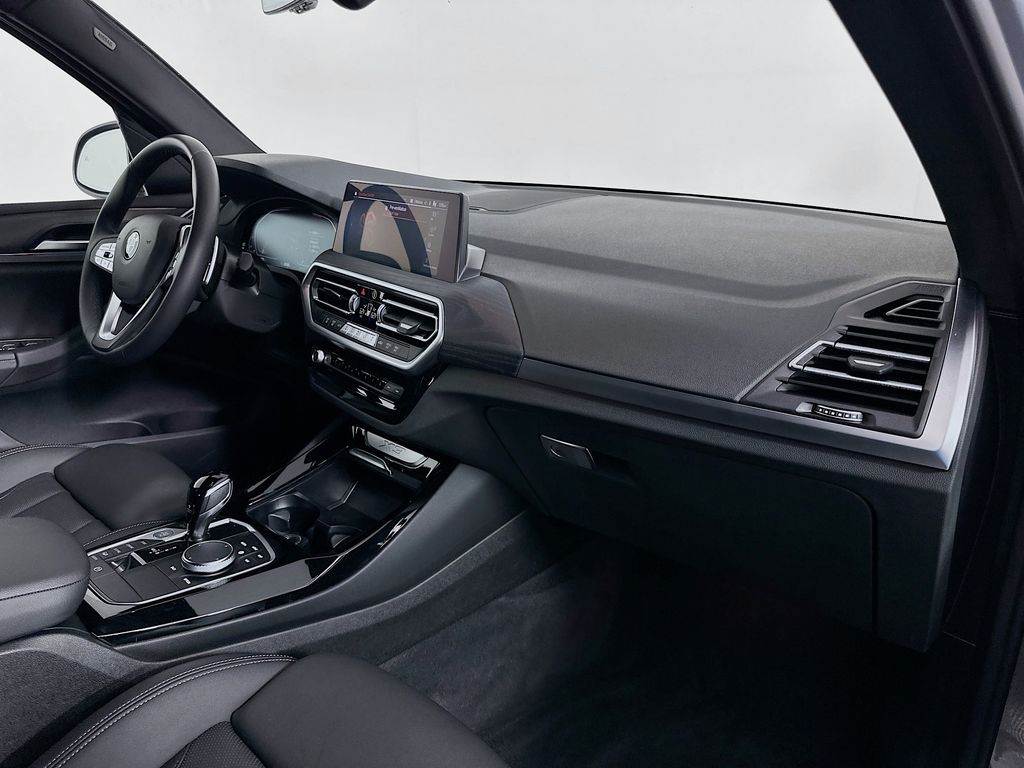 Thumbnail: 2024 BMW X3 - 30
