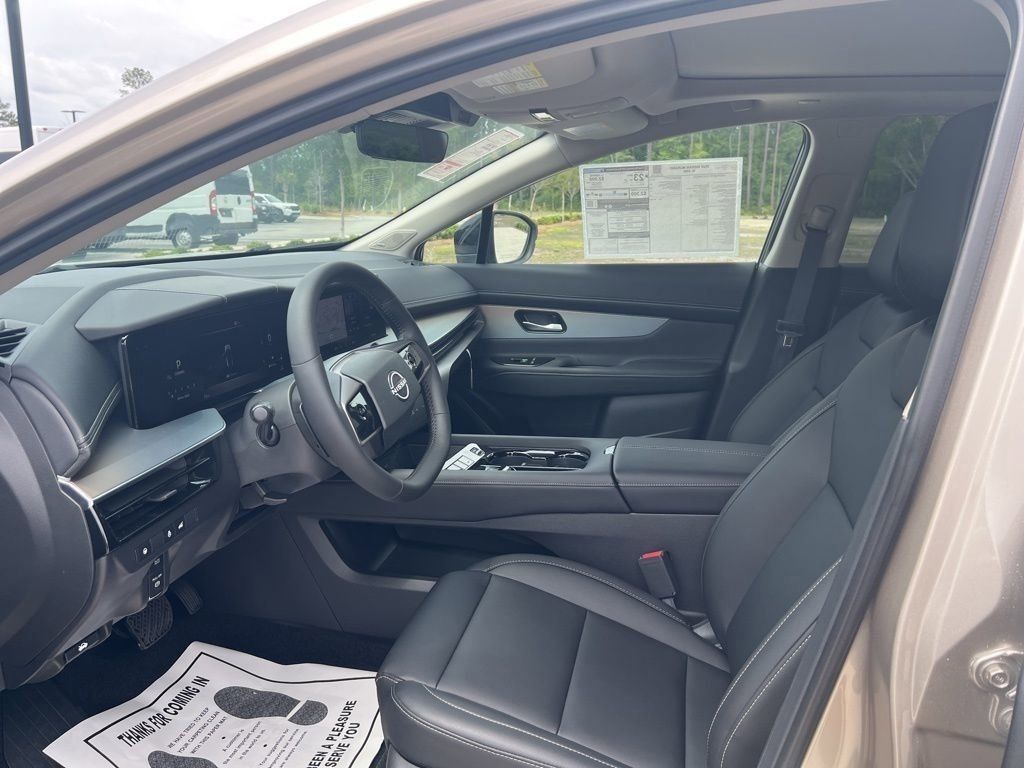 2025 Champagne Silver Metallic Nissan Murano SL AWD SUV