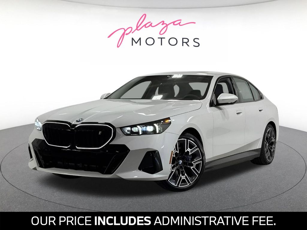 Mineral White Metallic 2026 BMW i5 xDrive40 Sedan All-Wheel Drive Automatic