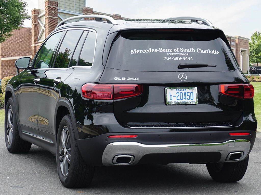 Thumbnail: 2025 Mercedes-Benz GLB - 7